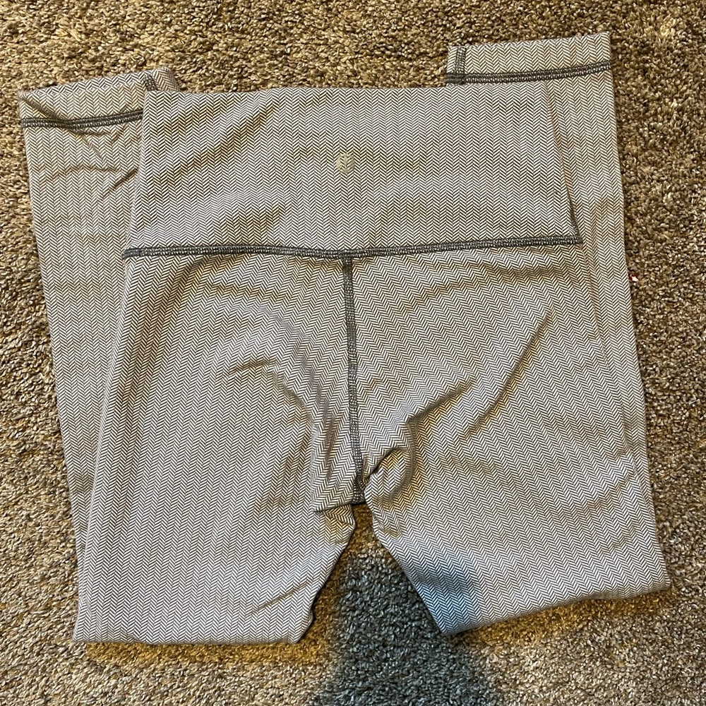 Lululemon Crop Leggings size 4